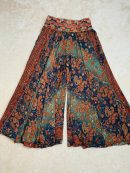 Viskon Kumaş Arka Beli Lastikli Önü Nakış Detaylı Palazzo Pantolon